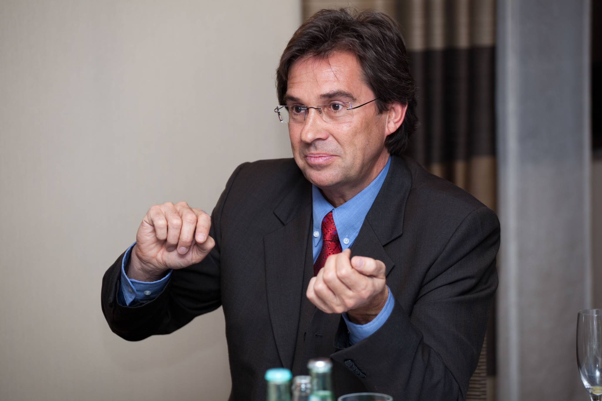 Geschäftsmann auf Tagung